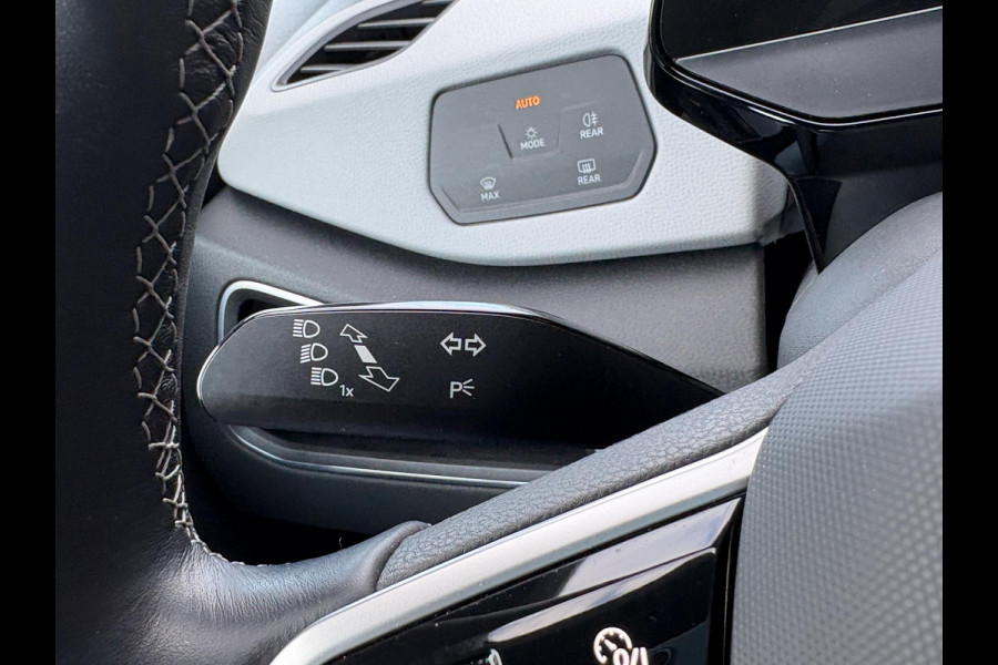 Volkswagen ID.3 Pro Edition 58 kWh | Stoel- & Stuurwielverwarming | Adaptive Cruise | Achteruitrijcamera | Climate Control | Navi |