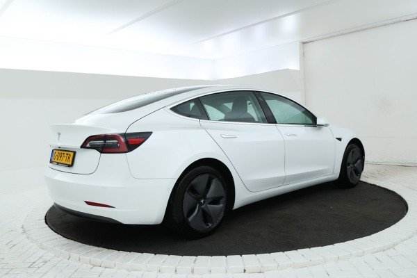 Tesla Model 3 Standard RWD Plus 60 kWh 1000 Kilo trekgewicht!
