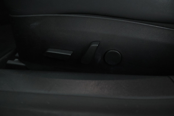 Tesla Model 3 Standard RWD Plus 60 kWh 1000 Kilo trekgewicht!