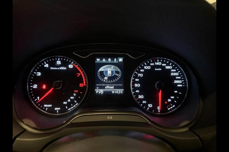 Audi A3 Sportback 1.5 TFSI Sport S Line Edition NAVI/CAM/ECC/PDC/CRUISE/LED///