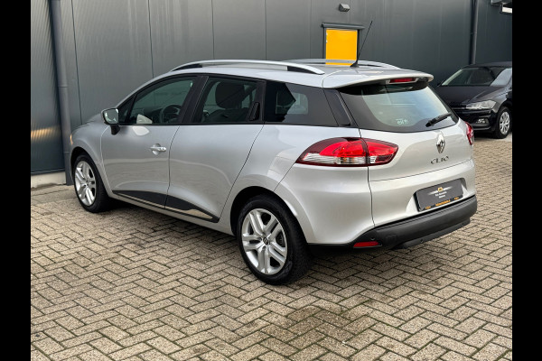 Renault Clio Estate 1.2 16V Life * Navigatie * Parkeersensoren * Cruise Control *