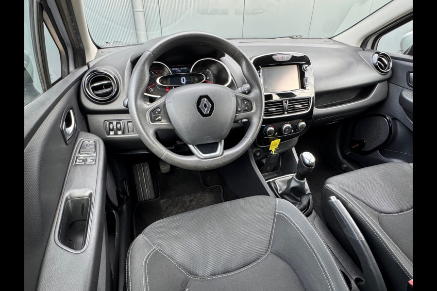 Renault Clio Estate 1.2 16V Life * Navigatie * Parkeersensoren * Cruise Control *