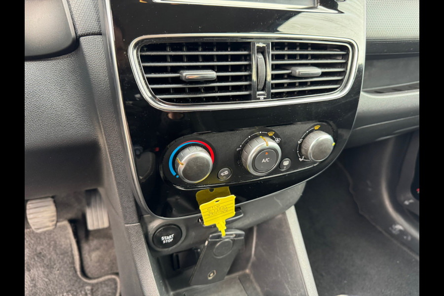 Renault Clio Estate 1.2 16V Life * Navigatie * Parkeersensoren * Cruise Control *