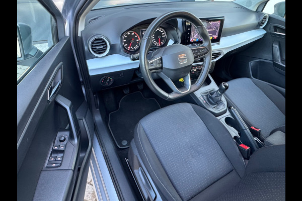 Seat Ibiza 1.0 EcoTSI Style * Navigatie * Parkeersensoren * Climate Control * Lichtmetalen Velgen *