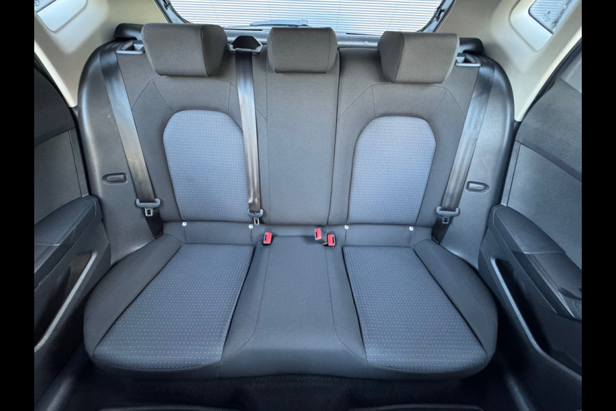 Seat Ibiza 1.0 EcoTSI Style * Navigatie * Parkeersensoren * Climate Control * Lichtmetalen Velgen *