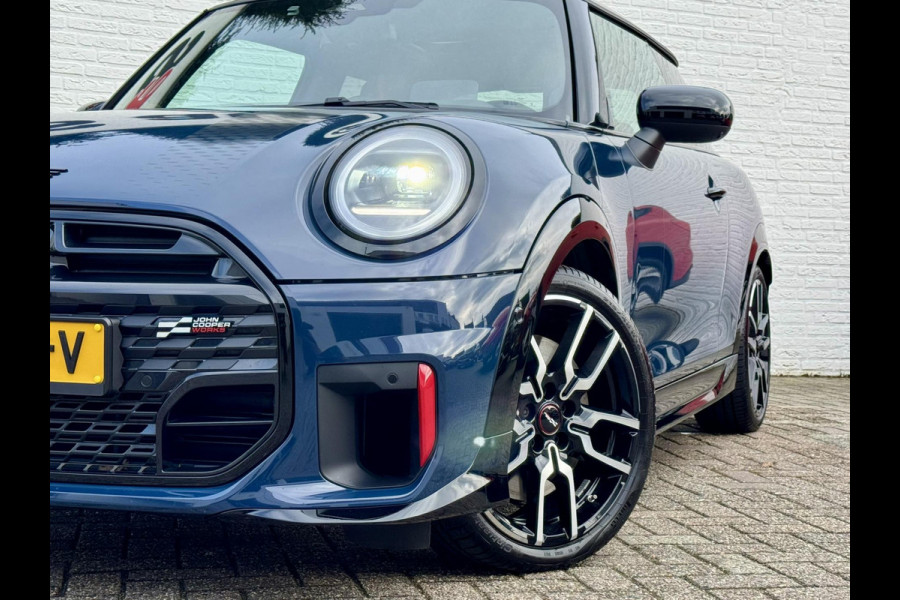 MINI Mini 2.0 JCW John Cooper Works XL Adaptive cruise Climate Cruise Pano 360 camera Navi Apple / Android Stoel-/stuurverwarming