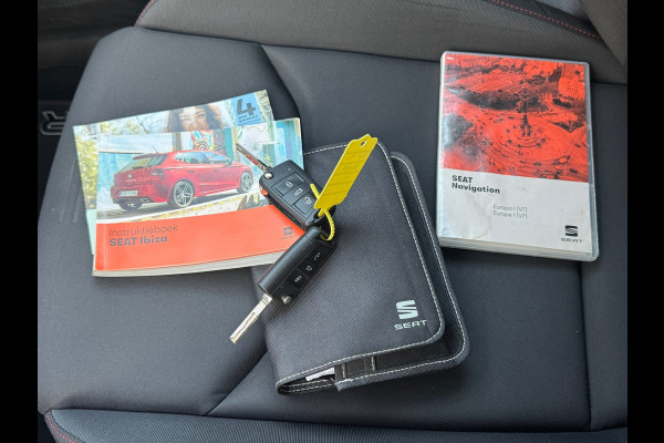 Seat Ibiza 1.5 TSI EVO FR Business Intense * Panorama * Camera * Beats * Keyless *