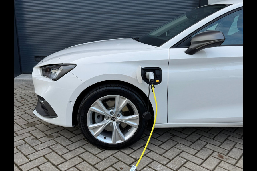 Seat Leon 1.4 TSI eHybrid PHEV FR * CarPlay * Lane Assist * Parkeersensoren *
