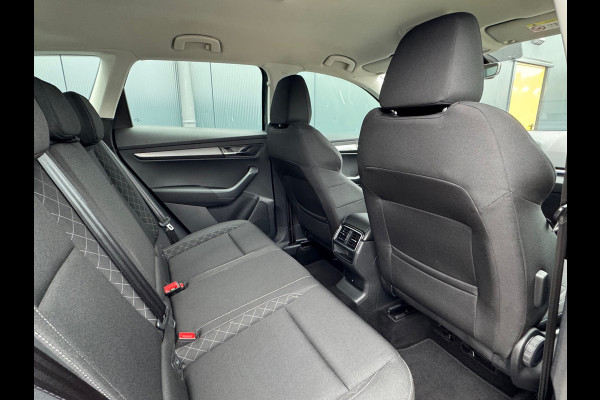 Škoda Karoq 1.0 TSI Ambition * Navigatie * Camera * Stoelverwarming * Cruise Control *