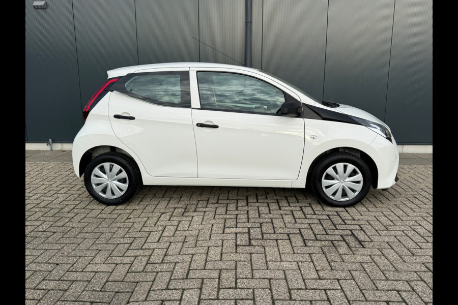 Toyota Aygo 1.0 VVT-i x * 5 deurs * Start/stop * Cruise *