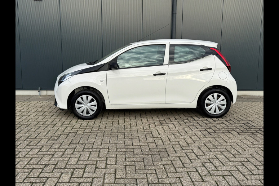 Toyota Aygo 1.0 VVT-i x * 5 deurs * Start/stop * Cruise *