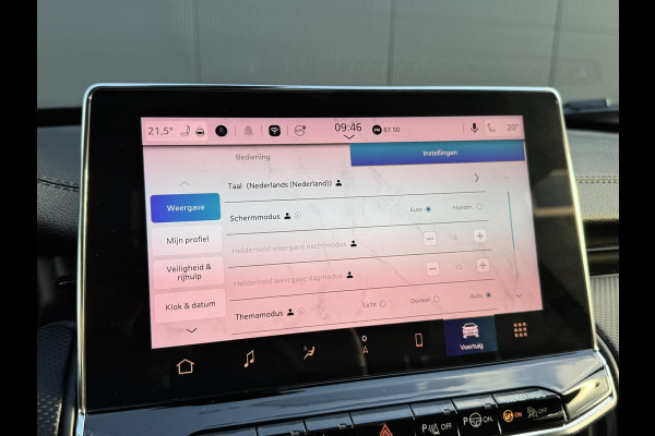 Jeep Compass 1.5T e-Hybrid High Altitude | Winterpack | Parking Pack | Panorama met kantel/schuif