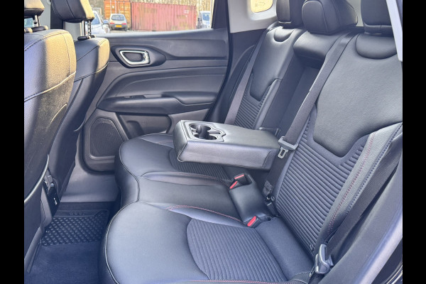 Jeep Compass 1.5T e-Hybrid High Altitude | Winterpack | Parking Pack | Panorama met kantel/schuif
