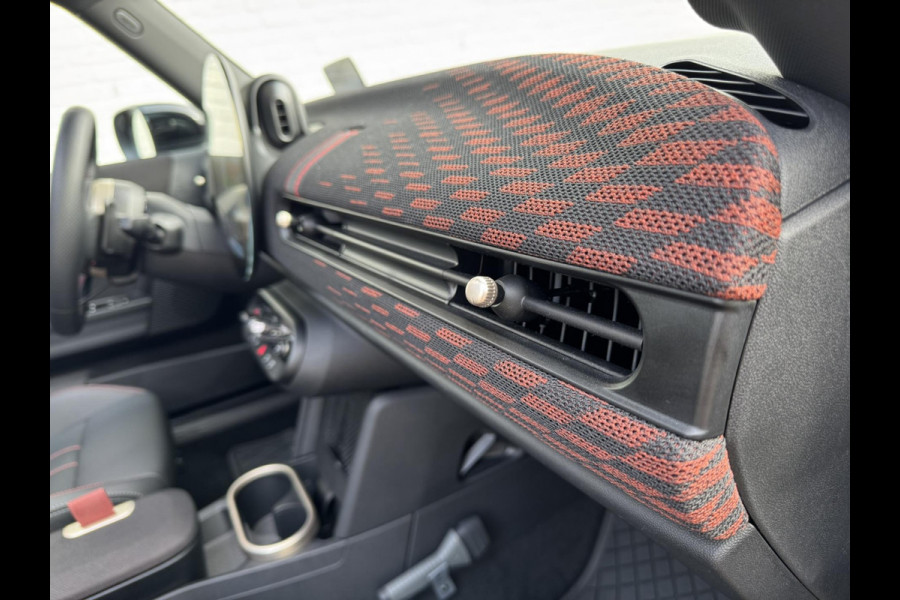 MINI Mini 2.0 JCW John Cooper Works XL Adaptive cruise Climate Cruise Pano 360 camera Navi Apple / Android Stoel-/stuurverwarming