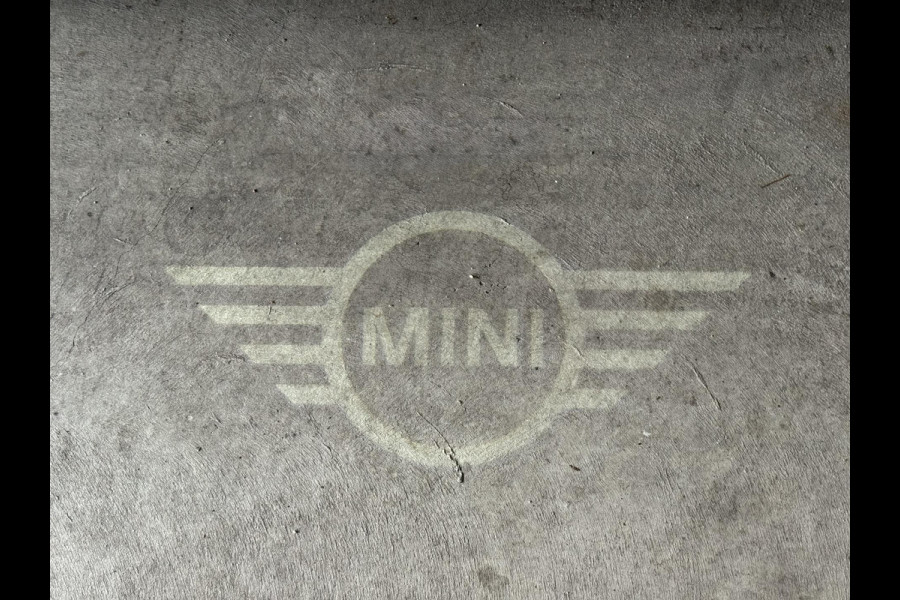 MINI Mini 2.0 JCW John Cooper Works XL Adaptive cruise Climate Cruise Pano 360 camera Navi Apple / Android Stoel-/stuurverwarming