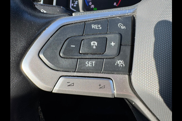 Volkswagen Taigo 1.0 TSI Automaat R-Line * Panorama * Virtual Cockpit * 18 Inch Velgen *
