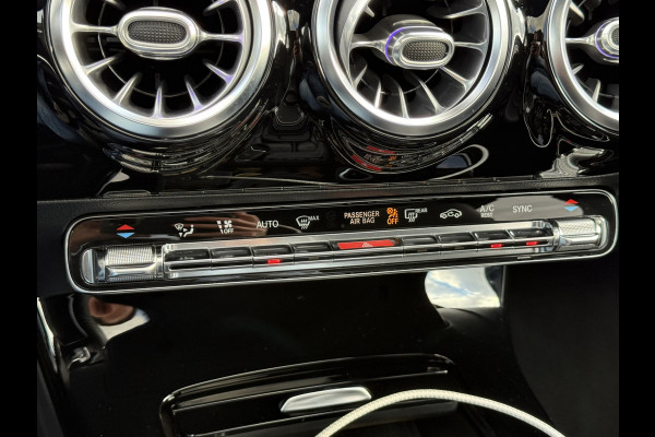 Mercedes-Benz A-Klasse 200 Business Solution AMG | Pano | Ambient Light | LED | CarPlay | 19 inch