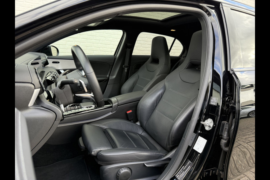 Mercedes-Benz A-Klasse 200 Business Solution AMG | Pano | Ambient Light | LED | CarPlay | 19 inch