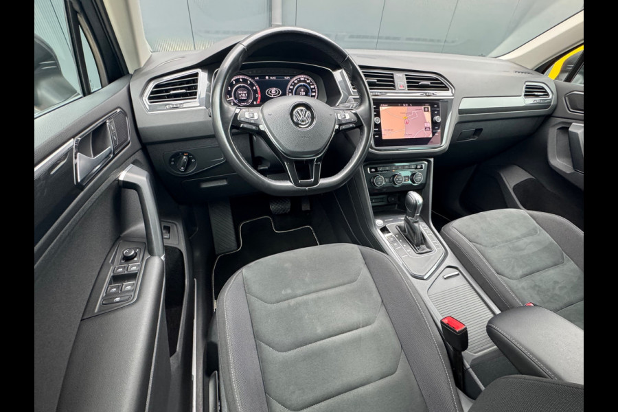 Volkswagen Tiguan 1.4 TSI Automaat R-Line * Led Plus * Camera * Stoelverwarming * Adaptieve Cruise Control *