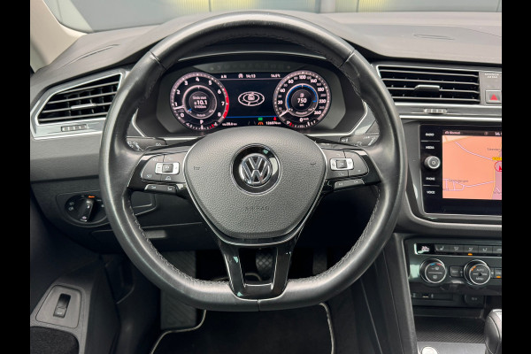 Volkswagen Tiguan 1.4 TSI Automaat R-Line * Led Plus * Camera * Stoelverwarming * Adaptieve Cruise Control *
