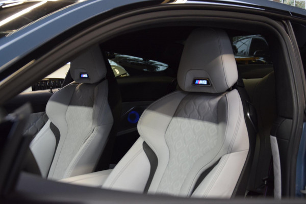 BMW 8 Serie M8 Coupe Competition Carbon Pak.|ACC|B&W|Dealer onderhouden|626pk!!|BTW