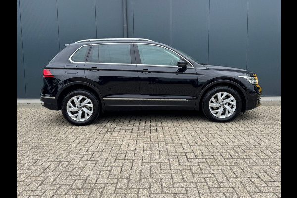 Volkswagen Tiguan 1.4 TSI eHybrid Elegance * Trekhaak * Stoelverwarming * Camera * Keyless *