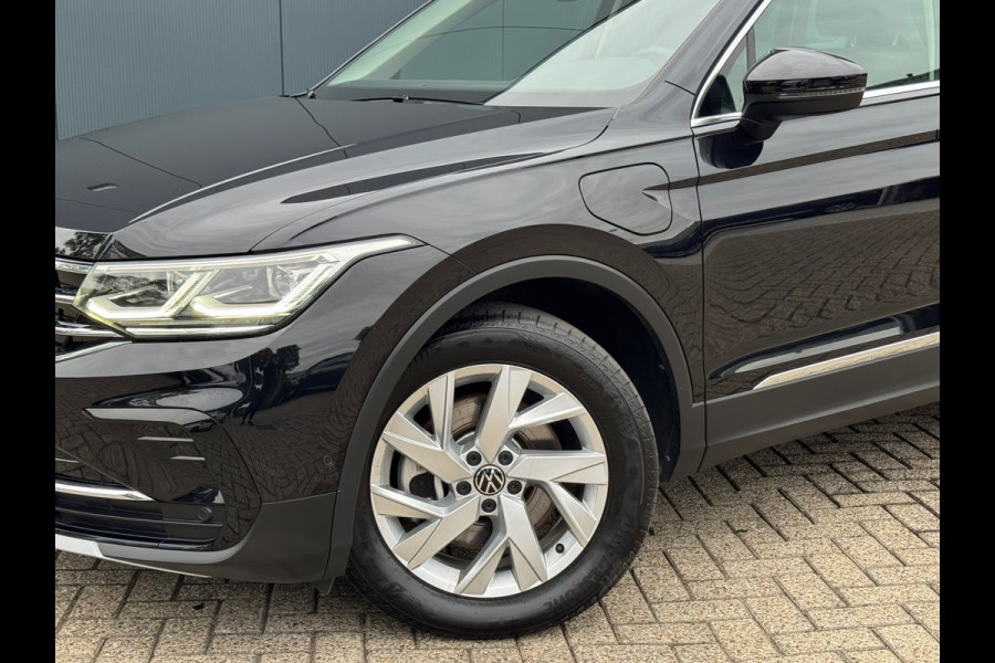 Volkswagen Tiguan 1.4 TSI eHybrid Elegance * Trekhaak * Stoelverwarming * Camera * Keyless *