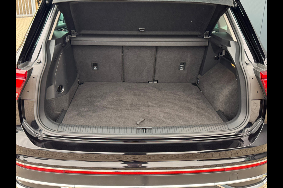 Volkswagen Tiguan 1.4 TSI eHybrid Elegance * Trekhaak * Stoelverwarming * Camera * Keyless *