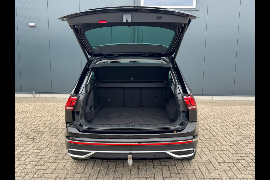 Volkswagen Tiguan 1.4 TSI eHybrid Elegance * Trekhaak * Stoelverwarming * Camera * Keyless *