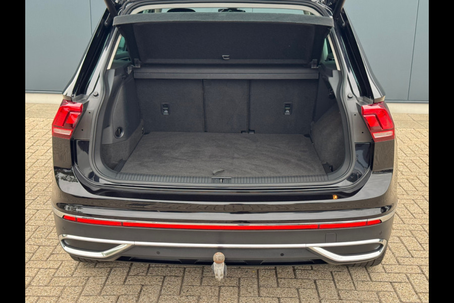 Volkswagen Tiguan 1.4 TSI eHybrid Elegance * Trekhaak * Stoelverwarming * Camera * Keyless *