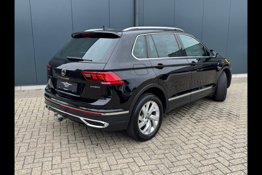 Volkswagen Tiguan 1.4 TSI eHybrid Elegance * Trekhaak * Stoelverwarming * Camera * Keyless *