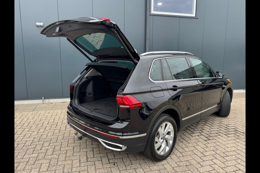 Volkswagen Tiguan 1.4 TSI eHybrid Elegance * Trekhaak * Stoelverwarming * Camera * Keyless *