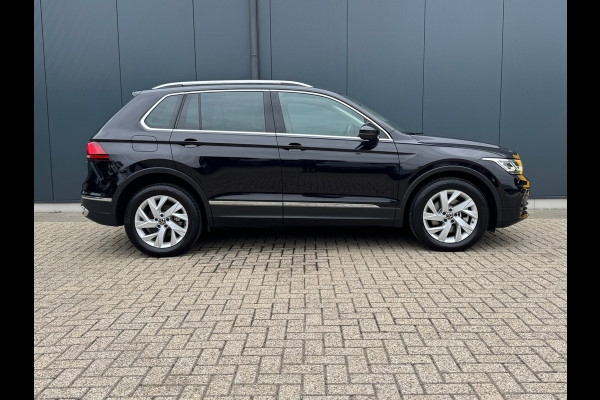 Volkswagen Tiguan 1.4 TSI eHybrid Elegance * Trekhaak * Stoelverwarming * Camera * Keyless *