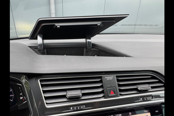 Volkswagen Tiguan 1.4 TSI eHybrid Elegance * Trekhaak * Stoelverwarming * Camera * Keyless *