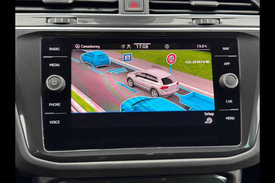 Volkswagen Tiguan 1.4 TSI eHybrid Elegance * Trekhaak * Stoelverwarming * Camera * Keyless *