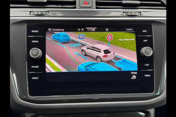 Volkswagen Tiguan 1.4 TSI eHybrid Elegance * Trekhaak * Stoelverwarming * Camera * Keyless *
