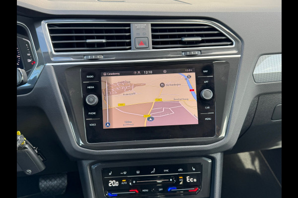 Volkswagen Tiguan 1.4 TSI eHybrid Life * Navigatie * Stoelverwarming * Virtual Cockpit * Adaptieve Cruise Control *