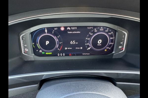 Volkswagen Tiguan 1.4 TSI eHybrid Life * Navigatie * Stoelverwarming * Virtual Cockpit * Adaptieve Cruise Control *