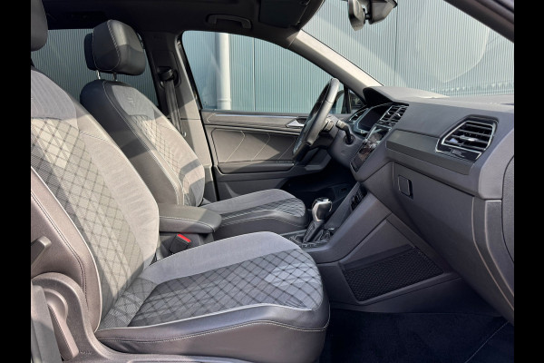 Volkswagen Tiguan 1.5 TSI R-Line Blackstyle * Panorama * Stoelverwarming * Keyless *