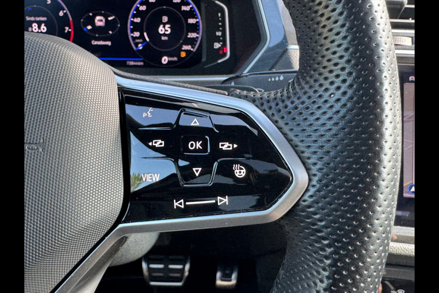 Volkswagen Tiguan 1.5 TSI R-Line Blackstyle * Panorama * Stoelverwarming * Keyless *