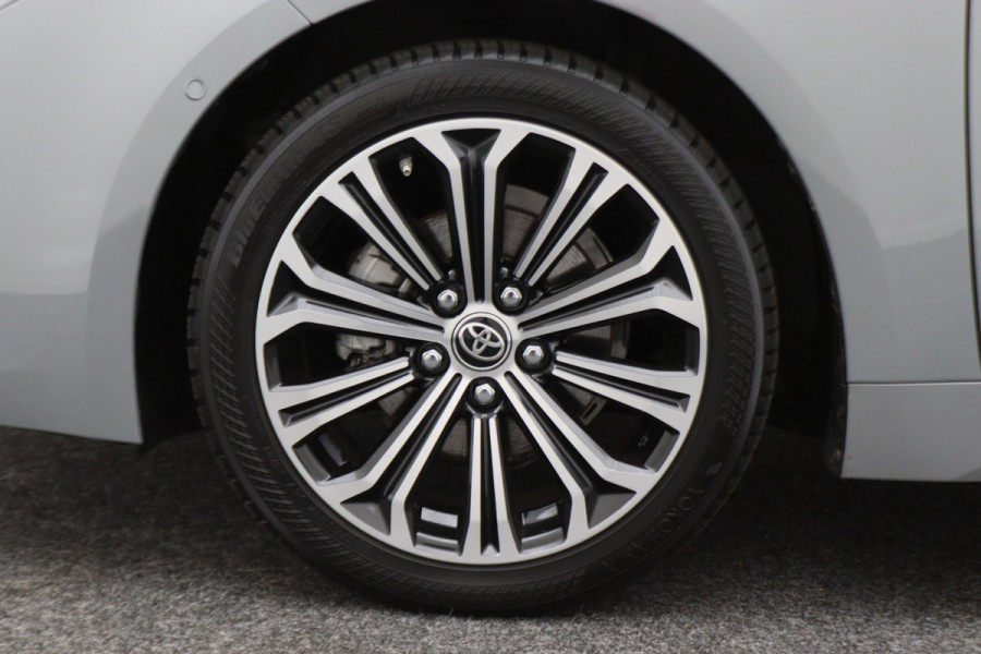 Toyota Corolla 1.8 Hybrid Business Plus ACC, Keyless, Camera, Apple Carplay, Stoel-/Stuuverw., 17"