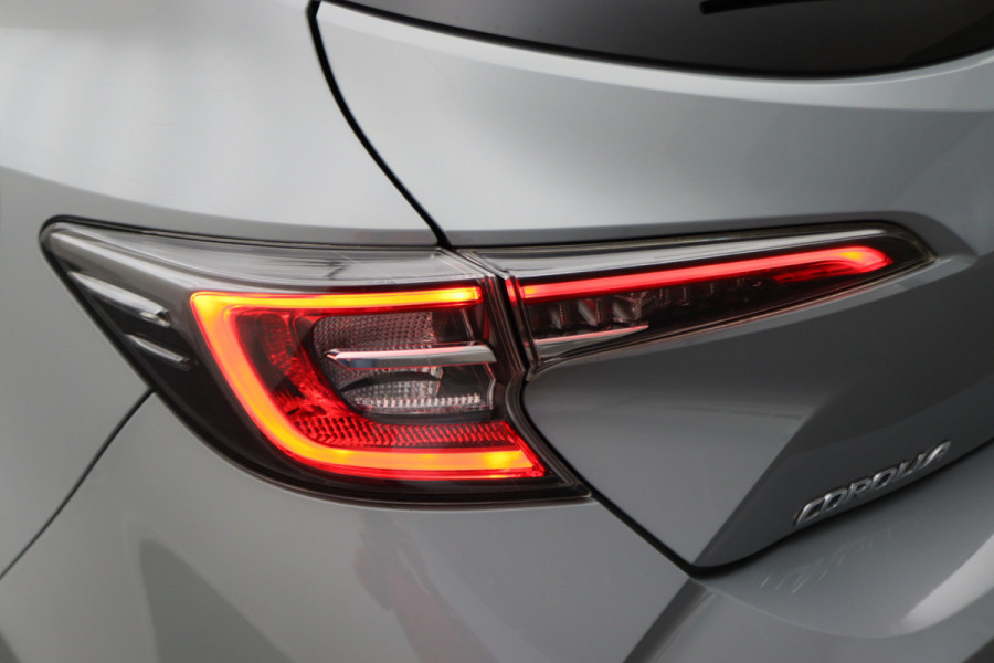 Toyota Corolla 1.8 Hybrid Business Plus ACC, Keyless, Camera, Apple Carplay, Stoel-/Stuuverw., 17"