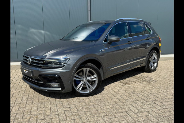 Volkswagen Tiguan 2.0 TSI 4Motion Highline R-Line * Panorama * Dynaudio * Side Assist *