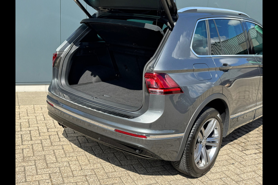 Volkswagen Tiguan 2.0 TSI 4Motion Highline R-Line * Panorama * Dynaudio * Side Assist *