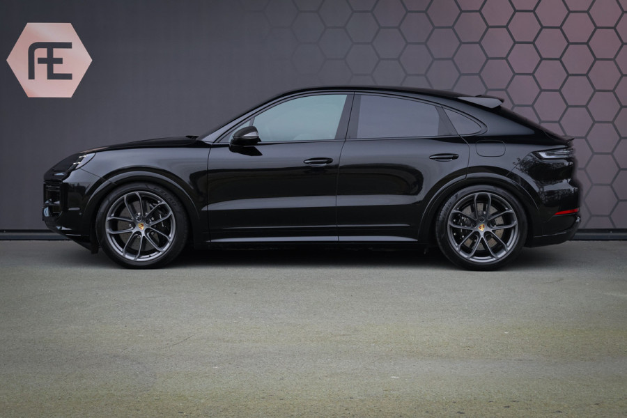 Porsche Cayenne Coupé Turbo E-Hybrid met GT Pakket | KERAMISCH | 360 CAMERA | STOELVERWARMING | STUURVERWARMING | CARBON IN & EXTERIEUR | SUEDE HEMEL