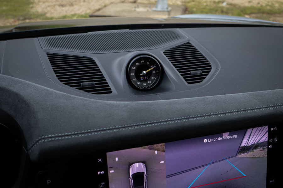 Porsche Cayenne Coupé Turbo E-Hybrid met GT Pakket | KERAMISCH | 360 CAMERA | STOELVERWARMING | STUURVERWARMING | CARBON IN & EXTERIEUR | SUEDE HEMEL