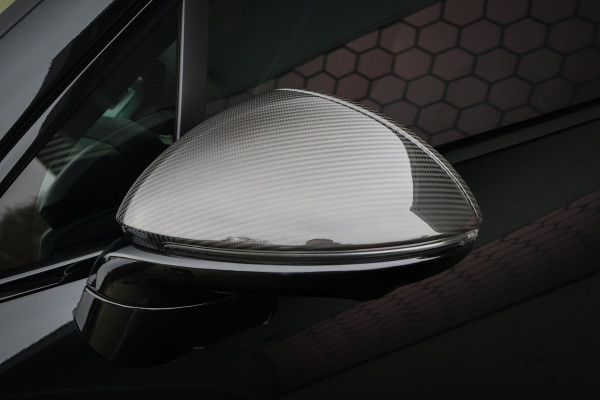 Porsche Cayenne Coupé Turbo E-Hybrid met GT Pakket | KERAMISCH | 360 CAMERA | STOELVERWARMING | STUURVERWARMING | CARBON IN & EXTERIEUR | SUEDE HEMEL