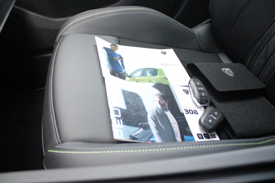Peugeot 308 1.6 Plug-in Hybrid 225PK GT | ELEKTRISCH BEDIENBARE BESTUURDERSSTOEL MET GEHEUGENFUNCTIE | VOORSTOELEN MET VERWARMING EN MASSAGE FUNCTIE | 360° CAMERA | PARKEERSENSOREN VOOR + ACHTER | NAVIGATIE | DRAADLOZE APPLE CARPLAY/ANDROID AUTO | DAB+ RADIO | DODEHOEK DETECTIE | ADAPTIVE CRUISE CONTROL | KEYLESS ENTRY/START | 18" LICHTEMETALEN VELGEN |