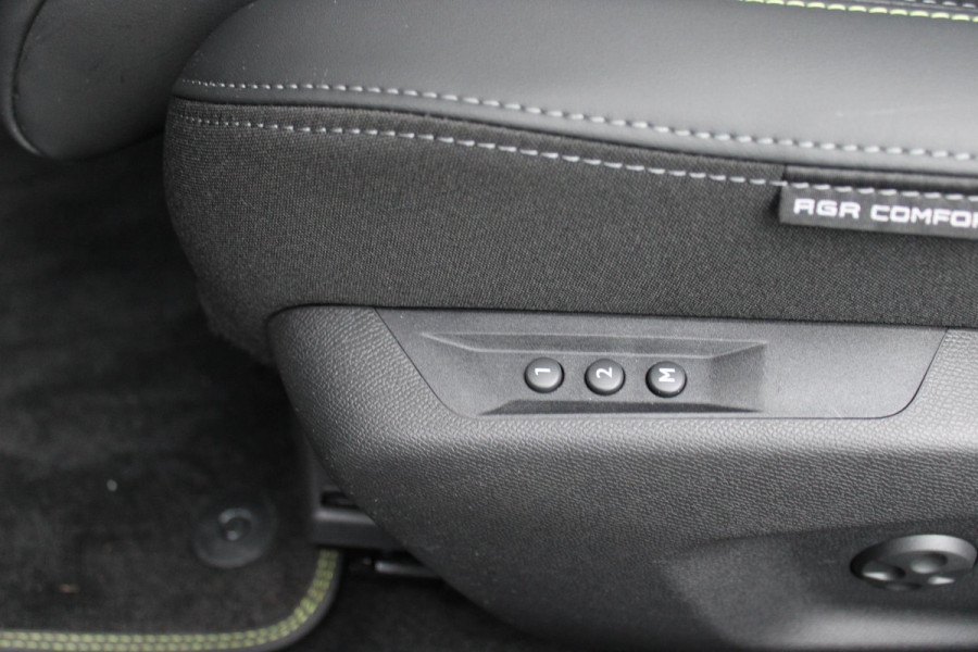 Peugeot 308 1.6 Plug-in Hybrid 225PK GT | ELEKTRISCH BEDIENBARE BESTUURDERSSTOEL MET GEHEUGENFUNCTIE | VOORSTOELEN MET VERWARMING EN MASSAGE FUNCTIE | 360° CAMERA | PARKEERSENSOREN VOOR + ACHTER | NAVIGATIE | DRAADLOZE APPLE CARPLAY/ANDROID AUTO | DAB+ RADIO | DODEHOEK DETECTIE | ADAPTIVE CRUISE CONTROL | KEYLESS ENTRY/START | 18" LICHTEMETALEN VELGEN |