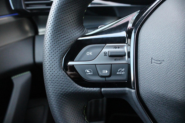 Peugeot 308 1.6 Plug-in Hybrid 225PK GT | ELEKTRISCH BEDIENBARE BESTUURDERSSTOEL MET GEHEUGENFUNCTIE | VOORSTOELEN MET VERWARMING EN MASSAGE FUNCTIE | 360° CAMERA | PARKEERSENSOREN VOOR + ACHTER | NAVIGATIE | DRAADLOZE APPLE CARPLAY/ANDROID AUTO | DAB+ RADIO | DODEHOEK DETECTIE | ADAPTIVE CRUISE CONTROL | KEYLESS ENTRY/START | 18" LICHTEMETALEN VELGEN |